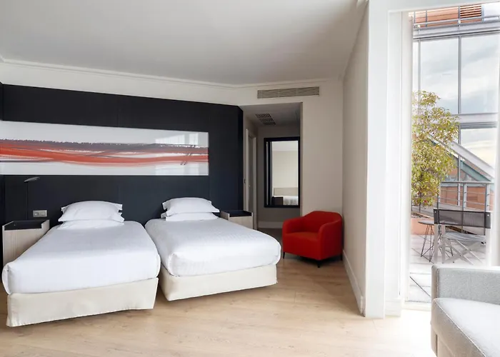 Marriott Cite Internationale מלון 4*