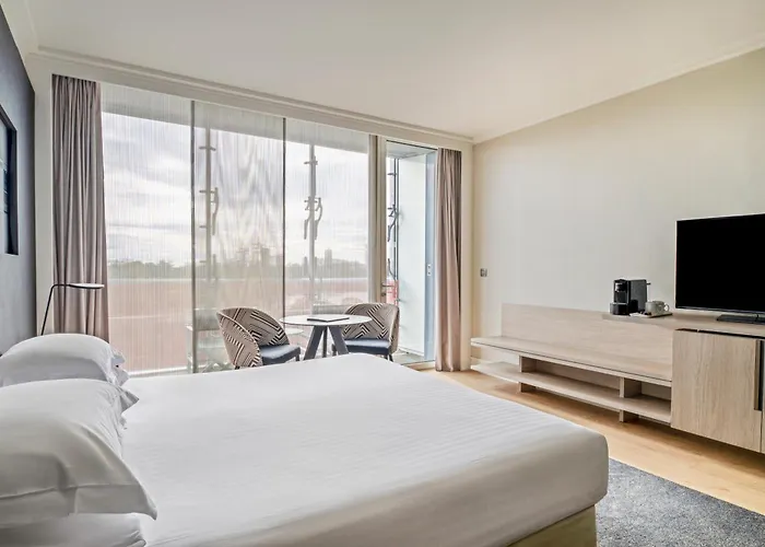מלון Marriott Cite Internationale