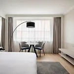 Hotel Marriott Cite Internationale 4*