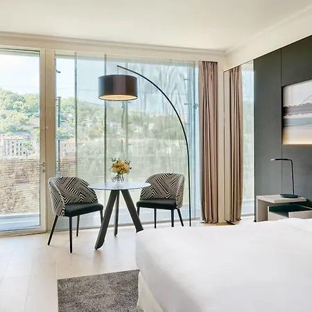 Marriott Cite Internationale Hotel