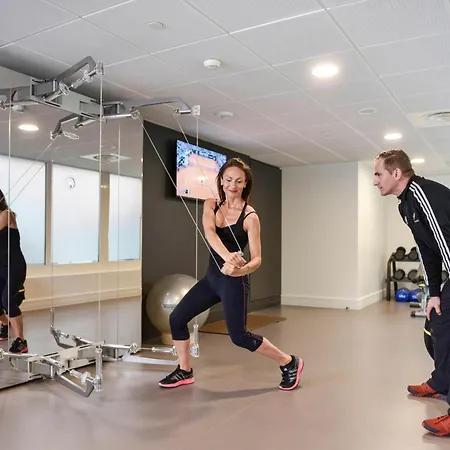 Marriott Cite Internationale Hotel 4*