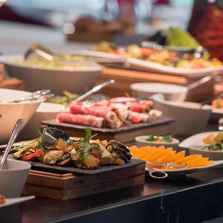 Marriott Cite Internationale Hotel