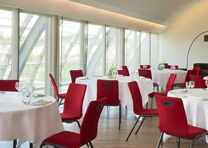 里昂塞特万豪国际酒店 酒店 4*