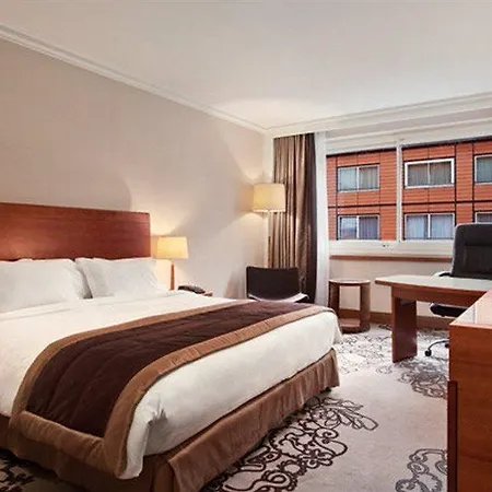 Marriott Cite Internationale 4*