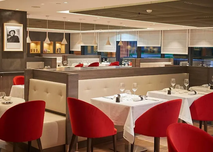 Marriott Cite Internationale Hotel 4*