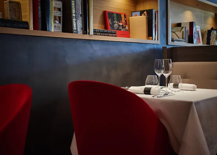 Hotel Marriott Cite Internationale 4*